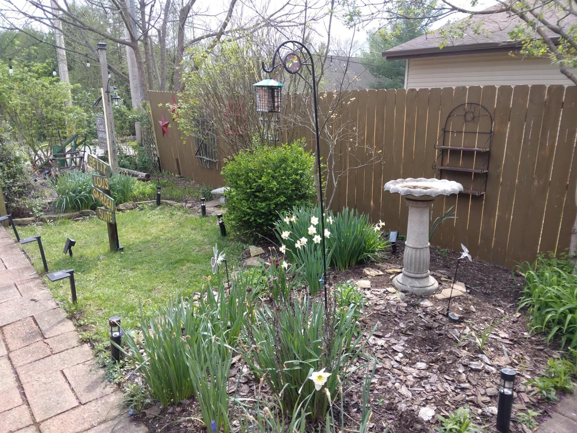 Betty Lous Garden Bed and Breakfast Nashville Exteriör bild
